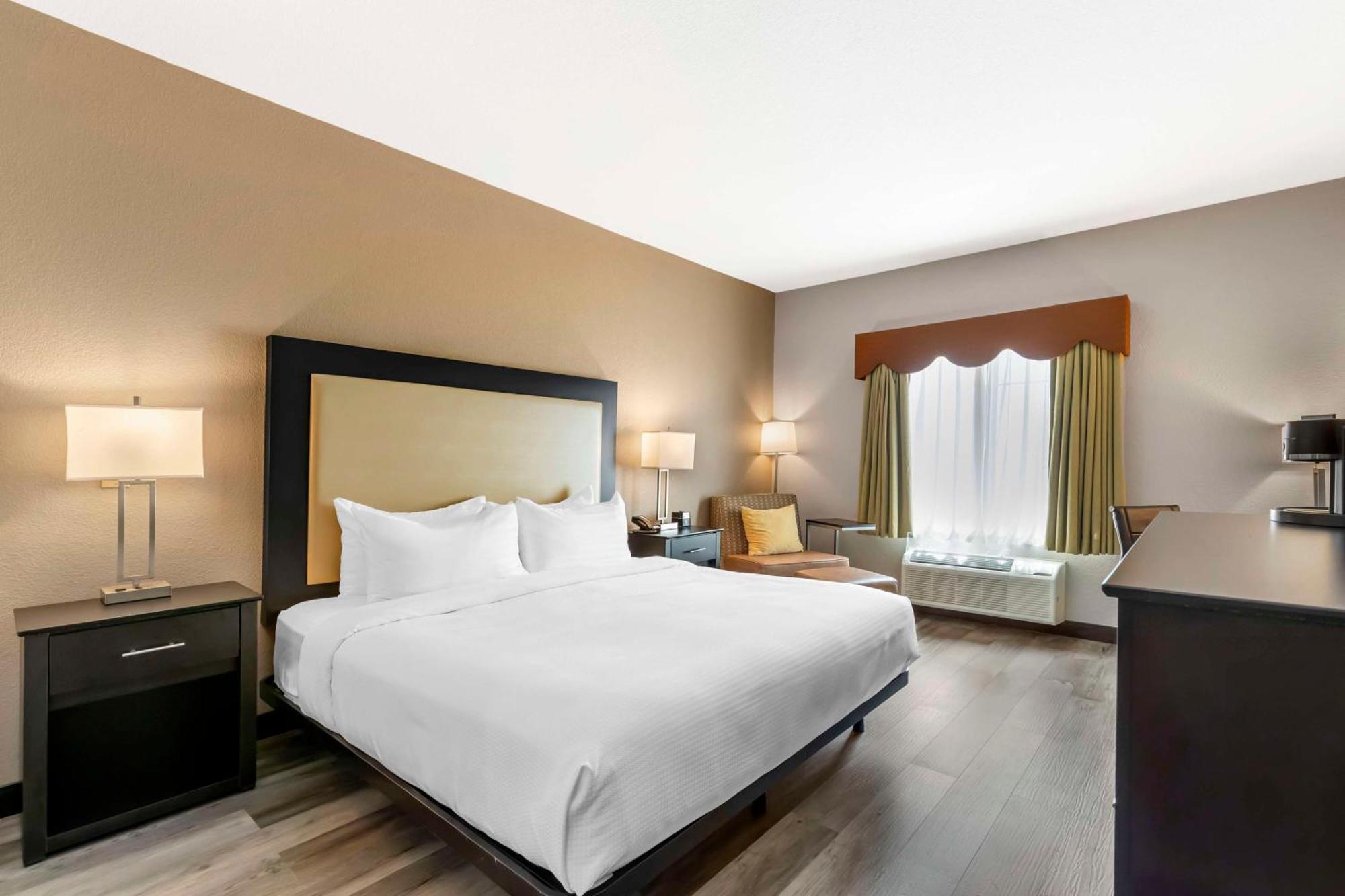 Best Western Plus Des Moines West Inn & Suites Clive Exterior foto